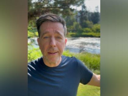 Ed Helms joins hockey dramedy 'Smudge the Blades' | Ed Helms joins hockey dramedy 'Smudge the Blades' Ed Helms joins hockey dramedy 'Smudge the Blades' | Ed Helms joins hockey dramedy 'Smudge the Blades'