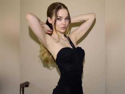 "I didn't really learn how to navigate fan attention": Dove Cameron | "I didn't really learn how to navigate fan attention": Dove Cameron "I didn't really learn how to navigate fan attention": Dove Cameron | "I didn't really learn how to navigate fan attention": Dove Cameron