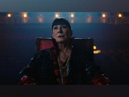 Anjelica Huston opens up about her private bout with Cancer, says she's now "in the clear" | Anjelica Huston opens up about her private bout with Cancer, says she's now "in the clear" Anjelica Huston opens up about her private bout with Cancer, says she's now "in the clear" | Anjelica Huston opens up about her private bout with Cancer, says she's now "in the clear"
