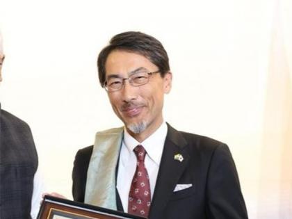Japanese envoy visits Mahabodhi Temple in Bihar, calls it a "truly memorable experience" | Japanese envoy visits Mahabodhi Temple in Bihar, calls it a "truly memorable experience" Japanese envoy visits Mahabodhi Temple in Bihar, calls it a "truly memorable experience" | Japanese envoy visits Mahabodhi Temple in Bihar, calls it a "truly memorable experience"