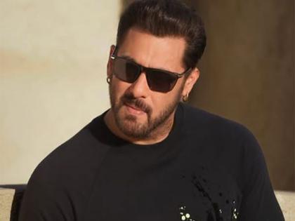 Death threat to Salman Khan: Mumbai Police crack down on "26-year-old man" suspect | Death threat to Salman Khan: Mumbai Police crack down on "26-year-old man" suspect Death threat to Salman Khan: Mumbai Police crack down on "26-year-old man" suspect | Death threat to Salman Khan: Mumbai Police crack down on "26-year-old man" suspect