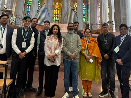 Jharkhand CM visits Sagrada Familia in Barcelona | Jharkhand CM visits Sagrada Familia in Barcelona Jharkhand CM visits Sagrada Familia in Barcelona | Jharkhand CM visits Sagrada Familia in Barcelona