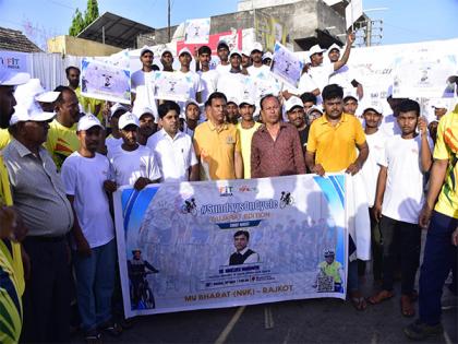 Union Sports Minister Mandaviya leads nationwide FIT India Sundays on Cycle movement in Rajkot, actor Rahul Bose joins in Delhi | Union Sports Minister Mandaviya leads nationwide FIT India Sundays on Cycle movement in Rajkot, actor Rahul Bose joins in Delhi Union Sports Minister Mandaviya leads nationwide FIT India Sundays on Cycle movement in Rajkot, actor Rahul Bose joins in Delhi | Union Sports Minister Mandaviya leads nationwide FIT India Sundays on Cycle movement in Rajkot, actor Rahul Bose joins in Delhi