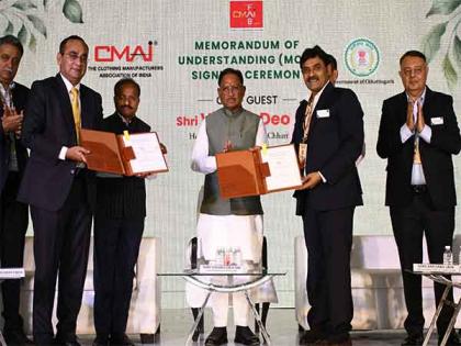 Chhattisgarh signs MoU with Clothing Manufacturers Association of India to make state a textile hub | Chhattisgarh signs MoU with Clothing Manufacturers Association of India to make state a textile hub Chhattisgarh signs MoU with Clothing Manufacturers Association of India to make state a textile hub | Chhattisgarh signs MoU with Clothing Manufacturers Association of India to make state a textile hub