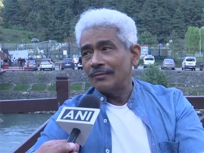 "This is our Kashmir, our country, we will come here": Atul Kulkarni visits Pahalgam following terror attack | "This is our Kashmir, our country, we will come here": Atul Kulkarni visits Pahalgam following terror attack "This is our Kashmir, our country, we will come here": Atul Kulkarni visits Pahalgam following terror attack | "This is our Kashmir, our country, we will come here": Atul Kulkarni visits Pahalgam following terror attack