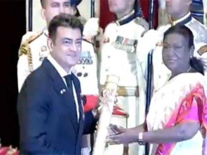 Actor Ajith honoured with Padma Bhushan, his family attends prestigious ceremony | Actor Ajith honoured with Padma Bhushan, his family attends prestigious ceremony Actor Ajith honoured with Padma Bhushan, his family attends prestigious ceremony | Actor Ajith honoured with Padma Bhushan, his family attends prestigious ceremony