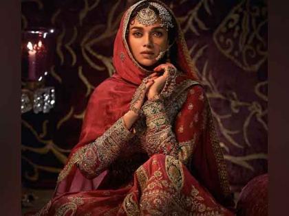 "The gift that keeps on giving": Aditi Rao Hydari remembers her role as 'Bibbojaan' as Heeramandi turns one | "The gift that keeps on giving": Aditi Rao Hydari remembers her role as 'Bibbojaan' as Heeramandi turns one "The gift that keeps on giving": Aditi Rao Hydari remembers her role as 'Bibbojaan' as Heeramandi turns one | "The gift that keeps on giving": Aditi Rao Hydari remembers her role as 'Bibbojaan' as Heeramandi turns one