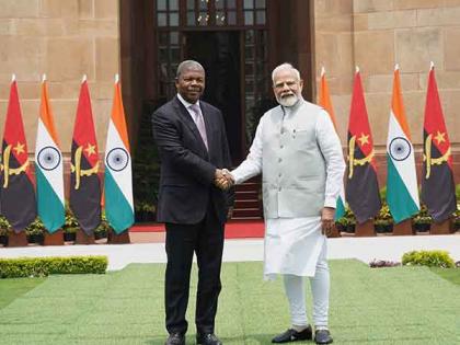 PM Modi holds bilateral meeting with Angolan President Lourenco at Hyderabad House | PM Modi holds bilateral meeting with Angolan President Lourenco at Hyderabad House PM Modi holds bilateral meeting with Angolan President Lourenco at Hyderabad House | PM Modi holds bilateral meeting with Angolan President Lourenco at Hyderabad House