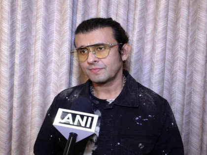 Bengaluru Police summon Sonu Nigam over alleged Kannada remarks | Bengaluru Police summon Sonu Nigam over alleged Kannada remarks Bengaluru Police summon Sonu Nigam over alleged Kannada remarks | Bengaluru Police summon Sonu Nigam over alleged Kannada remarks