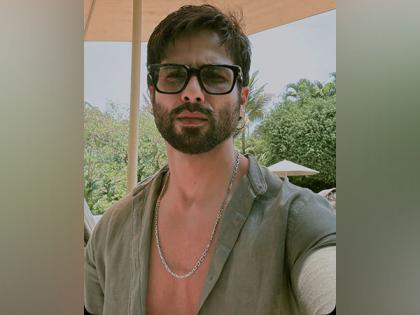 "Keep it real you all": Check out Shahid Kapoor's thoughts on 'Life' | "Keep it real you all": Check out Shahid Kapoor's thoughts on 'Life' "Keep it real you all": Check out Shahid Kapoor's thoughts on 'Life' | "Keep it real you all": Check out Shahid Kapoor's thoughts on 'Life'