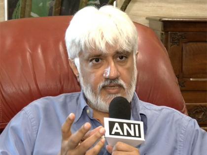 "I think these problems are more for American films": Filmmaker Vikram Bhatt on Trump's 100% tariffs on Foreign Movies | "I think these problems are more for American films": Filmmaker Vikram Bhatt on Trump's 100% tariffs on Foreign Movies "I think these problems are more for American films": Filmmaker Vikram Bhatt on Trump's 100% tariffs on Foreign Movies | "I think these problems are more for American films": Filmmaker Vikram Bhatt on Trump's 100% tariffs on Foreign Movies