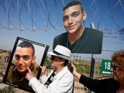 Hamas confirms release of US-Israeli soldier | Hamas confirms release of US-Israeli soldier Hamas confirms release of US-Israeli soldier | Hamas confirms release of US-Israeli soldier