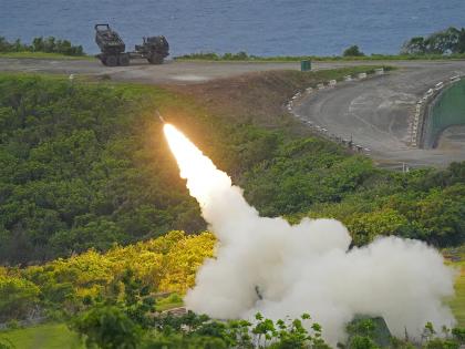 Taiwan test-fires US supplied HIMARS rocket system | Taiwan test-fires US supplied HIMARS rocket system Taiwan test-fires US supplied HIMARS rocket system | Taiwan test-fires US supplied HIMARS rocket system