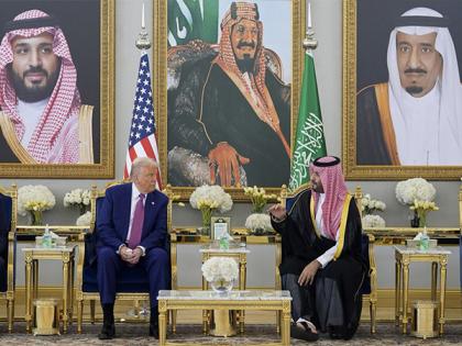 Trump announces plan to lift sanctions on Syria after Assad's fall | Trump announces plan to lift sanctions on Syria after Assad's fall Trump announces plan to lift sanctions on Syria after Assad's fall | Trump announces plan to lift sanctions on Syria after Assad's fall