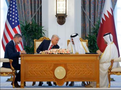 Qatar Airways signs USD 200 billion deal to buy 160 Boeing jets | Qatar Airways signs USD 200 billion deal to buy 160 Boeing jets Qatar Airways signs USD 200 billion deal to buy 160 Boeing jets | Qatar Airways signs USD 200 billion deal to buy 160 Boeing jets