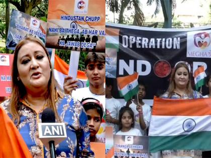 Operation Sindoor gets public support in Mumbai led by social activist Seema Singh | Operation Sindoor gets public support in Mumbai led by social activist Seema Singh Operation Sindoor gets public support in Mumbai led by social activist Seema Singh | Operation Sindoor gets public support in Mumbai led by social activist Seema Singh