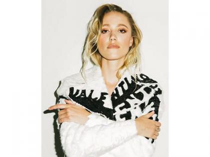 Maika Monroe to star in psychological horror thriller 'Victorian Psycho' | Maika Monroe to star in psychological horror thriller 'Victorian Psycho' Maika Monroe to star in psychological horror thriller 'Victorian Psycho' | Maika Monroe to star in psychological horror thriller 'Victorian Psycho'