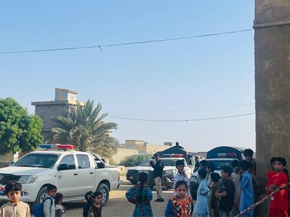 Balochistan: Police harasses public, unlawfully arrests citizens during peaceful meeting | Balochistan: Police harasses public, unlawfully arrests citizens during peaceful meeting Balochistan: Police harasses public, unlawfully arrests citizens during peaceful meeting | Balochistan: Police harasses public, unlawfully arrests citizens during peaceful meeting