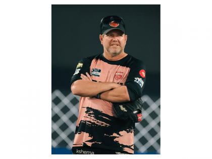 "Trying to finish tournament now is only logical thing": PBKS bowling coach James Hopes | "Trying to finish tournament now is only logical thing": PBKS bowling coach James Hopes