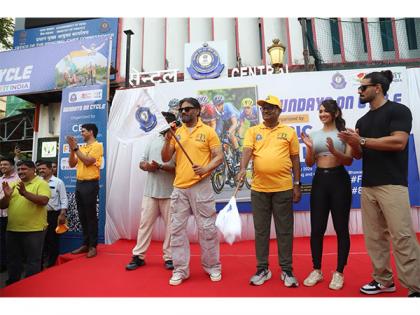 Suniel Shetty champions 'Fit India Sundays on Cycle', says wellness is far cheaper than illness | Suniel Shetty champions 'Fit India Sundays on Cycle', says wellness is far cheaper than illness Suniel Shetty champions 'Fit India Sundays on Cycle', says wellness is far cheaper than illness | Suniel Shetty champions 'Fit India Sundays on Cycle', says wellness is far cheaper than illness