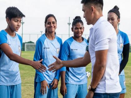 Sunil Chhetri's visit lights up Blue Tigresses camp | Sunil Chhetri's visit lights up Blue Tigresses camp Sunil Chhetri's visit lights up Blue Tigresses camp | Sunil Chhetri's visit lights up Blue Tigresses camp