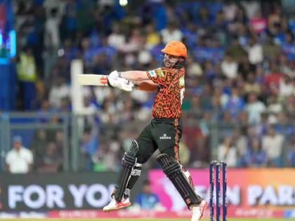 "Travis had COVID, will get in Monday morning...": SRH coach Vettori ahead of LSG clash | "Travis had COVID, will get in Monday morning...": SRH coach Vettori ahead of LSG clash