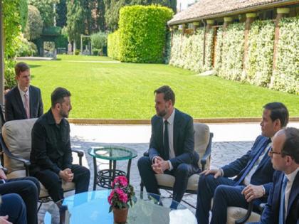Rome: US Vice President Vance meets Zelenskyy to discuss Ukraine-Russia peace talks | Rome: US Vice President Vance meets Zelenskyy to discuss Ukraine-Russia peace talks Rome: US Vice President Vance meets Zelenskyy to discuss Ukraine-Russia peace talks | Rome: US Vice President Vance meets Zelenskyy to discuss Ukraine-Russia peace talks