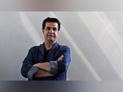 Iranian filmmaker Jafar Panahi returns to Cannes after prison release | Iranian filmmaker Jafar Panahi returns to Cannes after prison release Iranian filmmaker Jafar Panahi returns to Cannes after prison release | Iranian filmmaker Jafar Panahi returns to Cannes after prison release
