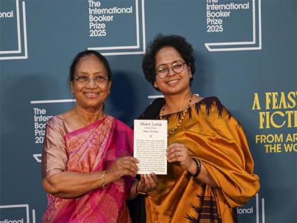 Congress leaders Mallikarjun Kharge, Rahul Gandhi congratulate writer Banu Mushtaq for International Booker Prize | Congress leaders Mallikarjun Kharge, Rahul Gandhi congratulate writer Banu Mushtaq for International Booker Prize Congress leaders Mallikarjun Kharge, Rahul Gandhi congratulate writer Banu Mushtaq for International Booker Prize | Congress leaders Mallikarjun Kharge, Rahul Gandhi congratulate writer Banu Mushtaq for International Booker Prize