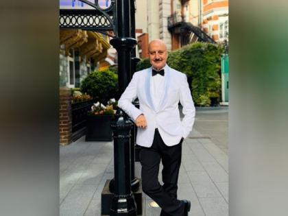 Anupam Kher gears up for London premiere of his film 'Tanvi The Great', says "acha lag raha hu na" | Anupam Kher gears up for London premiere of his film 'Tanvi The Great', says "acha lag raha hu na" Anupam Kher gears up for London premiere of his film 'Tanvi The Great', says "acha lag raha hu na" | Anupam Kher gears up for London premiere of his film 'Tanvi The Great', says "acha lag raha hu na"