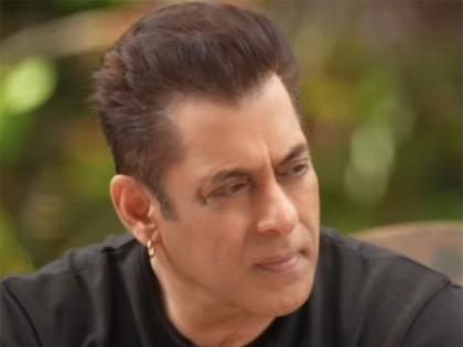 Woman arrested for attempting to trespass at Salman Khan's Mumbai home | Woman arrested for attempting to trespass at Salman Khan's Mumbai home Woman arrested for attempting to trespass at Salman Khan's Mumbai home | Woman arrested for attempting to trespass at Salman Khan's Mumbai home