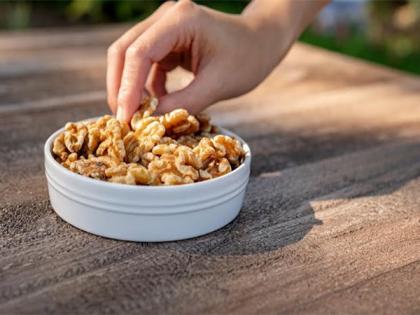 Research Investigates Walnuts' Role in Reducing Inflammation and Colon Cancer Risk | Research Investigates Walnuts' Role in Reducing Inflammation and Colon Cancer Risk Research Investigates Walnuts' Role in Reducing Inflammation and Colon Cancer Risk | Research Investigates Walnuts' Role in Reducing Inflammation and Colon Cancer Risk