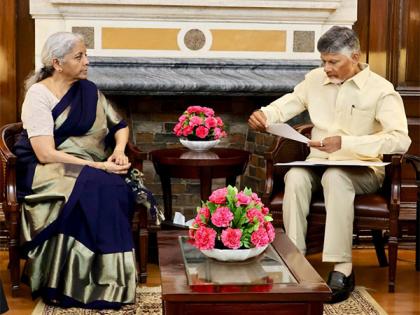 Chandrababu Naidu seeks Centre's support for Rs 80,112 cr Polavaram-Banakacherla link project to tackle drought in Andhra | Chandrababu Naidu seeks Centre's support for Rs 80,112 cr Polavaram-Banakacherla link project to tackle drought in Andhra Chandrababu Naidu seeks Centre's support for Rs 80,112 cr Polavaram-Banakacherla link project to tackle drought in Andhra | Chandrababu Naidu seeks Centre's support for Rs 80,112 cr Polavaram-Banakacherla link project to tackle drought in Andhra