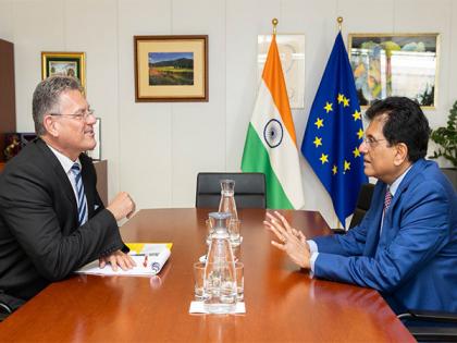 Piyush Goyal meets EU's Commissioner, holds talks on FTA | Piyush Goyal meets EU's Commissioner, holds talks on FTA Piyush Goyal meets EU's Commissioner, holds talks on FTA | Piyush Goyal meets EU's Commissioner, holds talks on FTA