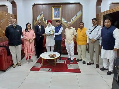 Shiv Sena MP Shrikant Shinde-led parliamentary delegation arrives in Congo following UAE visit | Shiv Sena MP Shrikant Shinde-led parliamentary delegation arrives in Congo following UAE visit Shiv Sena MP Shrikant Shinde-led parliamentary delegation arrives in Congo following UAE visit | Shiv Sena MP Shrikant Shinde-led parliamentary delegation arrives in Congo following UAE visit