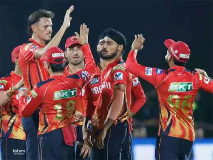 "PBKS bowling attack leaves them a bit vulnerable...": Manjrekar | "PBKS bowling attack leaves them a bit vulnerable...": Manjrekar