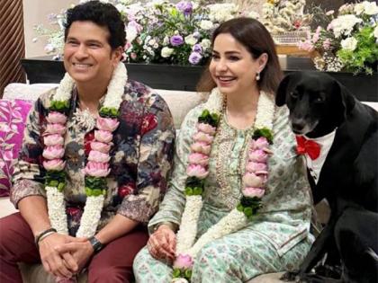 Sachin Tendulkar, Anjali Tendulkar celebrate 30th wedding anniversary, daughter Sara shares couple's love-filled moments | Sachin Tendulkar, Anjali Tendulkar celebrate 30th wedding anniversary, daughter Sara shares couple's love-filled moments Sachin Tendulkar, Anjali Tendulkar celebrate 30th wedding anniversary, daughter Sara shares couple's love-filled moments | Sachin Tendulkar, Anjali Tendulkar celebrate 30th wedding anniversary, daughter Sara shares couple's love-filled moments