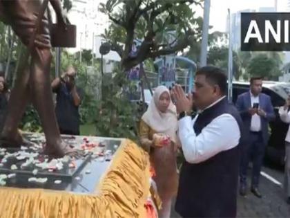 Sanjay Kumar Jha-led all-party delegation pays tribute to Mahatma Gandhi in Jakarta | Sanjay Kumar Jha-led all-party delegation pays tribute to Mahatma Gandhi in Jakarta Sanjay Kumar Jha-led all-party delegation pays tribute to Mahatma Gandhi in Jakarta | Sanjay Kumar Jha-led all-party delegation pays tribute to Mahatma Gandhi in Jakarta