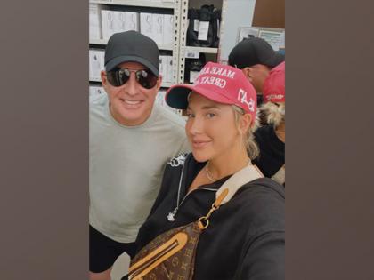 Savannah Chrisley shares first pics with dad Todd post his prison release | Savannah Chrisley shares first pics with dad Todd post his prison release Savannah Chrisley shares first pics with dad Todd post his prison release | Savannah Chrisley shares first pics with dad Todd post his prison release