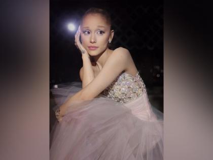 Ariana Grande to star alongside Ben Stiller, Robert De Niro in Meet the Parents 4 | Ariana Grande to star alongside Ben Stiller, Robert De Niro in Meet the Parents 4 Ariana Grande to star alongside Ben Stiller, Robert De Niro in Meet the Parents 4 | Ariana Grande to star alongside Ben Stiller, Robert De Niro in Meet the Parents 4