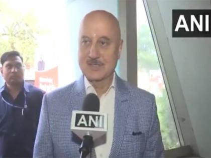 "It's a historic day...," says Anupam Kher as he joins Delhi govt's 100-day celebration | "It's a historic day...," says Anupam Kher as he joins Delhi govt's 100-day celebration "It's a historic day...," says Anupam Kher as he joins Delhi govt's 100-day celebration | "It's a historic day...," says Anupam Kher as he joins Delhi govt's 100-day celebration