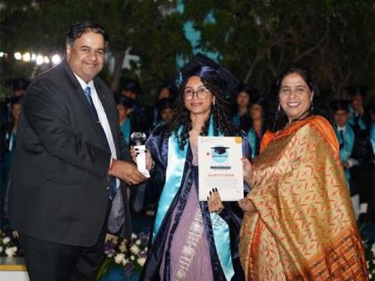 British Deputy High Commissioner to Karnataka & Kerala Inspires Oakridge Graduates | British Deputy High Commissioner to Karnataka & Kerala Inspires Oakridge Graduates British Deputy High Commissioner to Karnataka & Kerala Inspires Oakridge Graduates | British Deputy High Commissioner to Karnataka & Kerala Inspires Oakridge Graduates