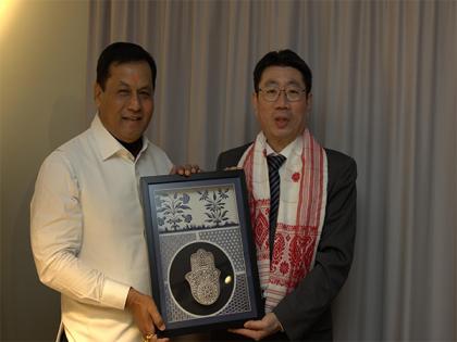 Sarbananda Sonowal holds talks with Japan's Vice Minister Terada Yoshimichi in Oslo | Sarbananda Sonowal holds talks with Japan's Vice Minister Terada Yoshimichi in Oslo