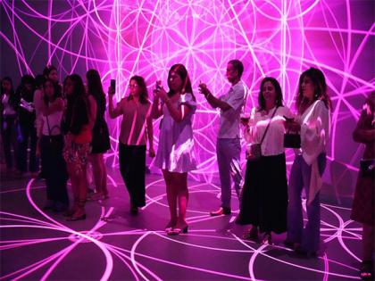 DLF Malls X The Legends Immersive Cinema Hosts a Stunning Debut of Leonardo da Vinci & Vincent Van Gogh's Immersive Art Showcase | DLF Malls X The Legends Immersive Cinema Hosts a Stunning Debut of Leonardo da Vinci & Vincent Van Gogh's Immersive Art Showcase