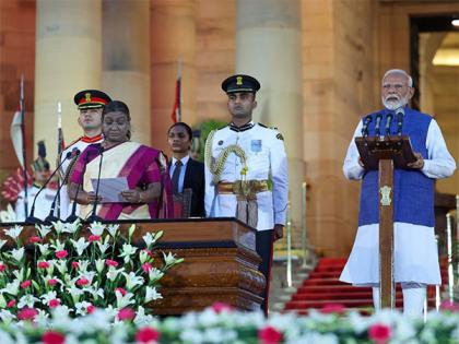 Middle-class Indians found themselves at heart of nation's progress in these 11 years: Centre | Middle-class Indians found themselves at heart of nation's progress in these 11 years: Centre Middle-class Indians found themselves at heart of nation's progress in these 11 years: Centre | Middle-class Indians found themselves at heart of nation's progress in these 11 years: Centre
