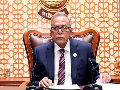 Bangladesh's ex-President Abdul Hamid returns home amid political turmoil | Bangladesh's ex-President Abdul Hamid returns home amid political turmoil Bangladesh's ex-President Abdul Hamid returns home amid political turmoil | Bangladesh's ex-President Abdul Hamid returns home amid political turmoil