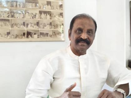 Lyricist Vairamuthu calls out Tamil filmmakers for using his verses for film titles without 'permission' | Lyricist Vairamuthu calls out Tamil filmmakers for using his verses for film titles without 'permission' Lyricist Vairamuthu calls out Tamil filmmakers for using his verses for film titles without 'permission' | Lyricist Vairamuthu calls out Tamil filmmakers for using his verses for film titles without 'permission'