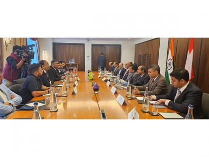 Goyal hints at grabbing "low-hanging fruit" in bilateral trade talks with US | Goyal hints at grabbing "low-hanging fruit" in bilateral trade talks with US Goyal hints at grabbing "low-hanging fruit" in bilateral trade talks with US | Goyal hints at grabbing "low-hanging fruit" in bilateral trade talks with US