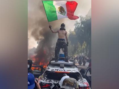 Mexican flag fuels debate amid LA immigration protests | Mexican flag fuels debate amid LA immigration protests Mexican flag fuels debate amid LA immigration protests | Mexican flag fuels debate amid LA immigration protests