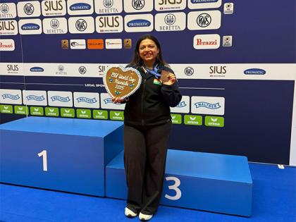 Sift Kaur Samra wins women's 3P bronze, her 2nd in two years in Munich | Sift Kaur Samra wins women's 3P bronze, her 2nd in two years in Munich Sift Kaur Samra wins women's 3P bronze, her 2nd in two years in Munich | Sift Kaur Samra wins women's 3P bronze, her 2nd in two years in Munich